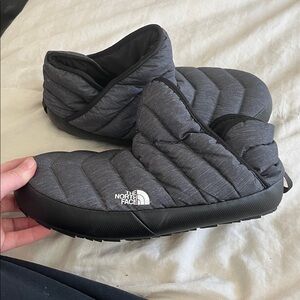 The North Face Black Quilted Slippers
